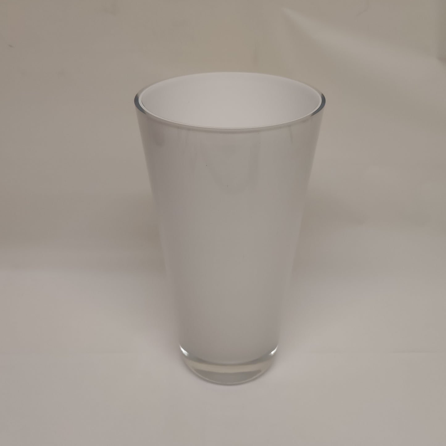 White Paris Vase (19.5cm x 12cm)