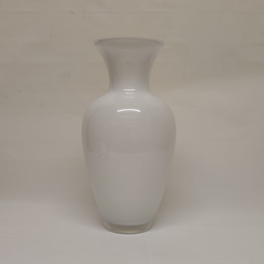 White greek vase (5m x H30cm)
